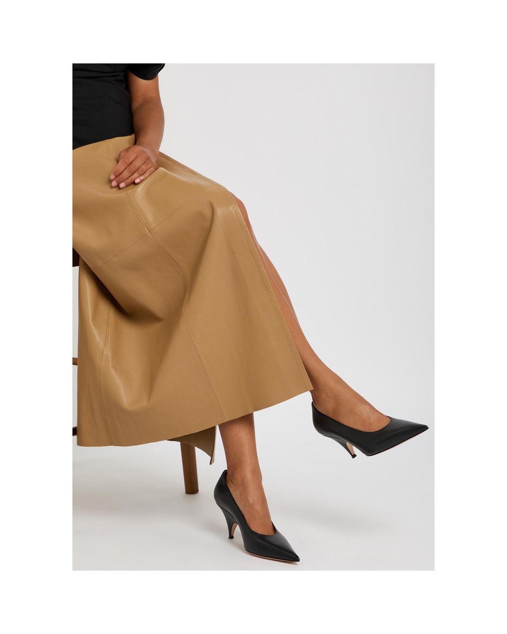 Gianvito Rossi Black Leather Pointed-Toe Stiletto Heels