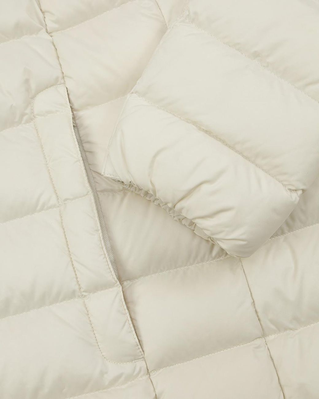 Weekend by Maxmara White Long-Sleeved Down Jacket