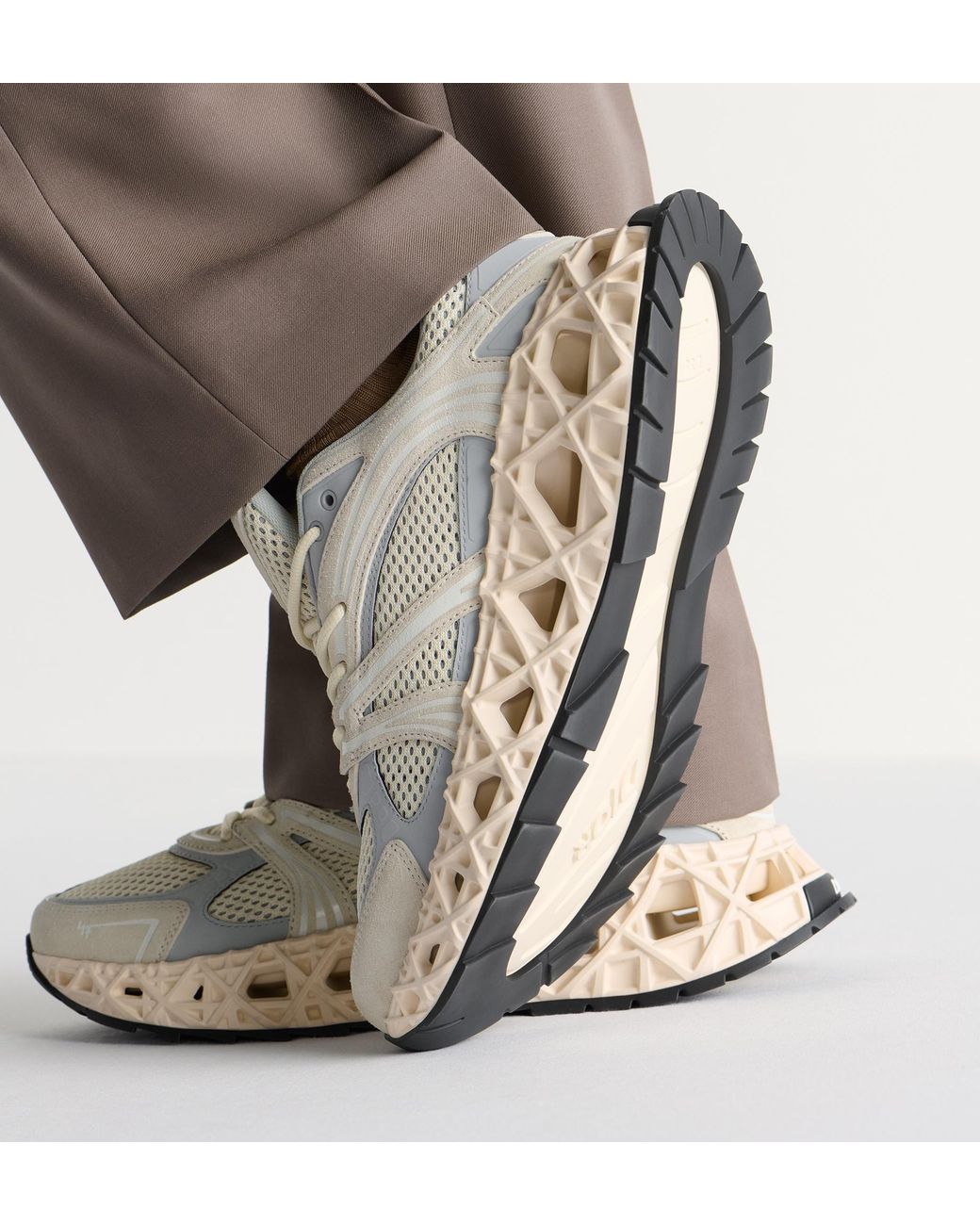 Dior White B35 Nxxt Sneaker for men