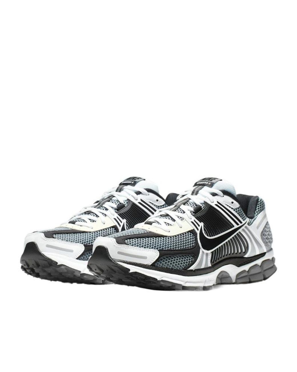 Nike Gray Mesh Panel Running Shoes for men