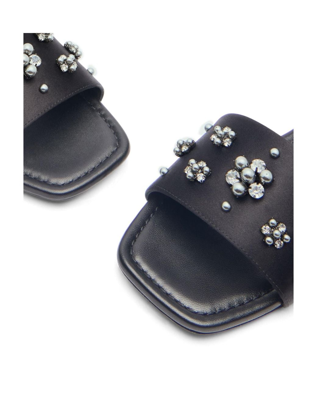 Stuart Weitzman White Poppy Flat Sandals