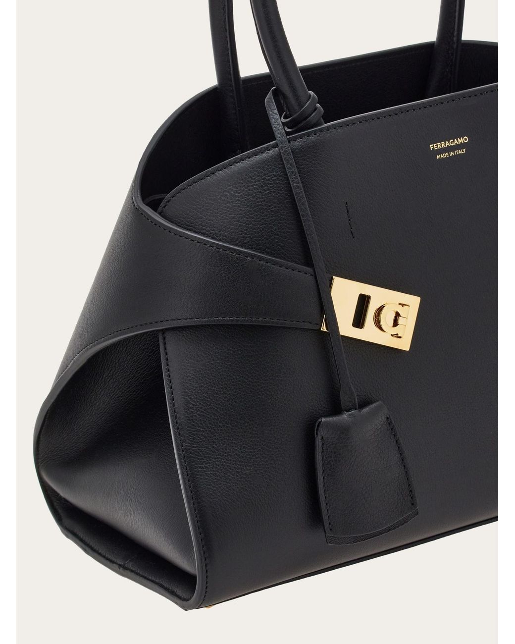 Ferragamo Black Ferragamo Hug Logo Printed Tote Bag