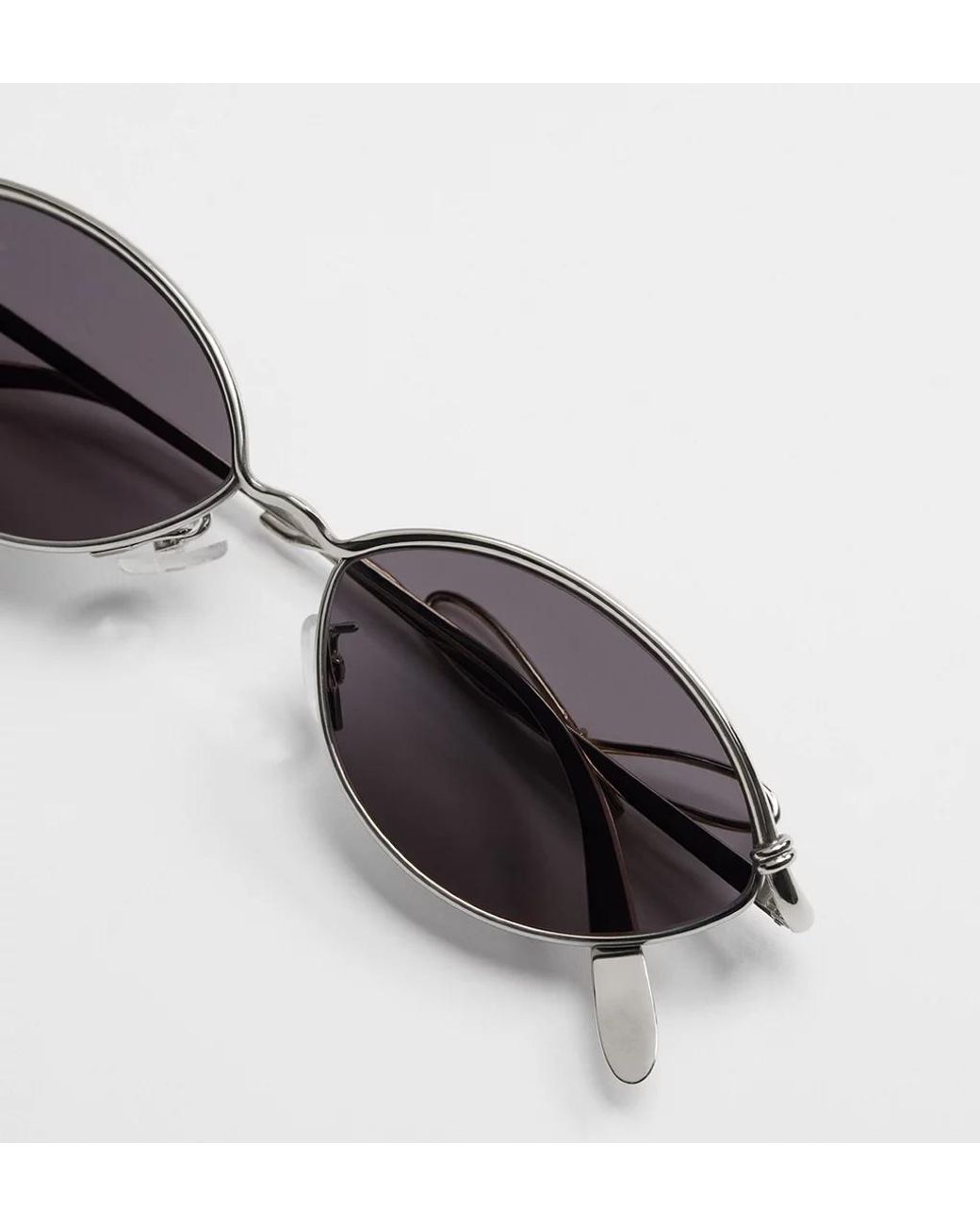 Dior White Bow R1U