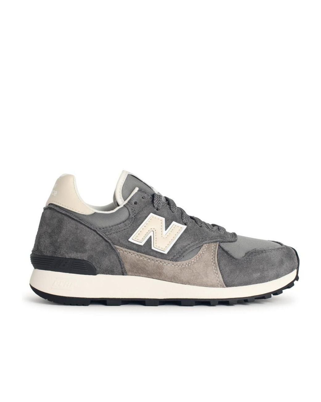 New Balance Gray 475 Suede Panel Low-Top Sneakers for men