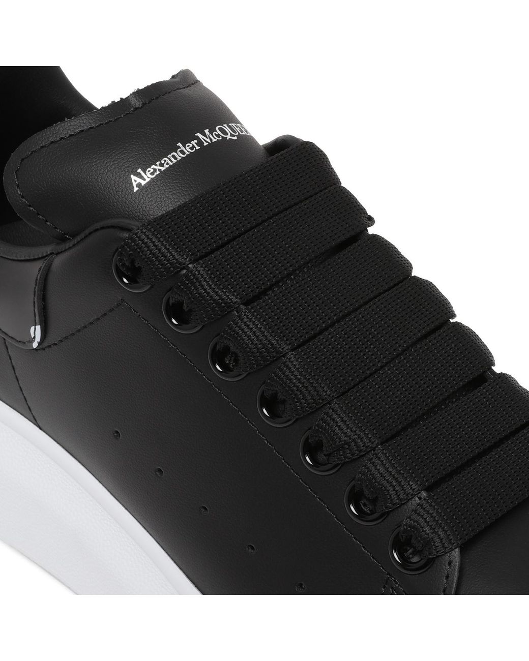 McQueen Black Skull Logo Low-Top Sneakers