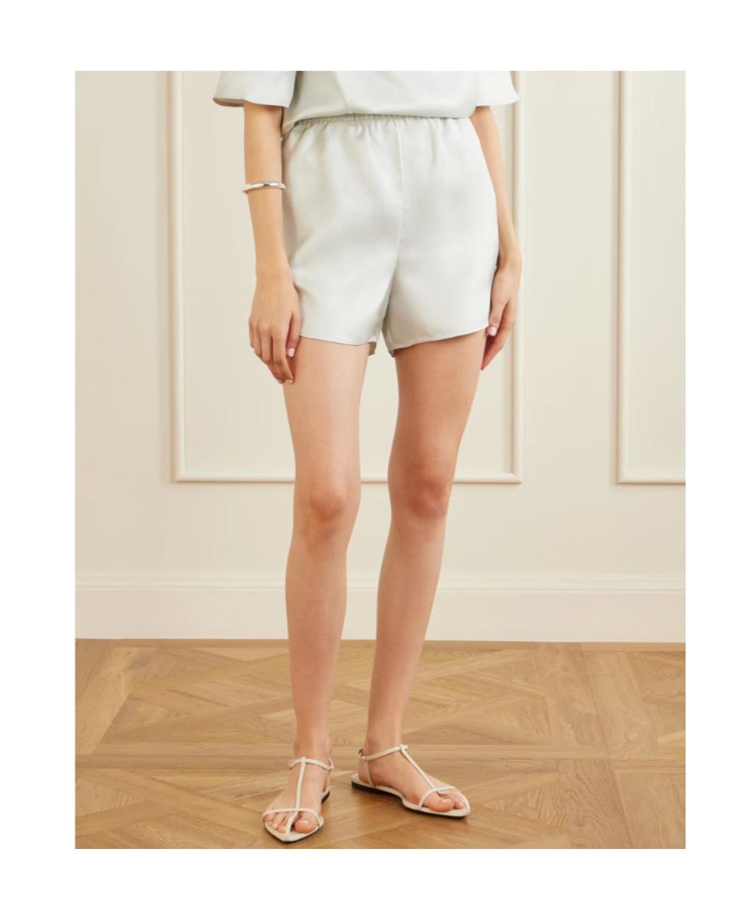 Loulou de Saison White Elastic Waist Shorts