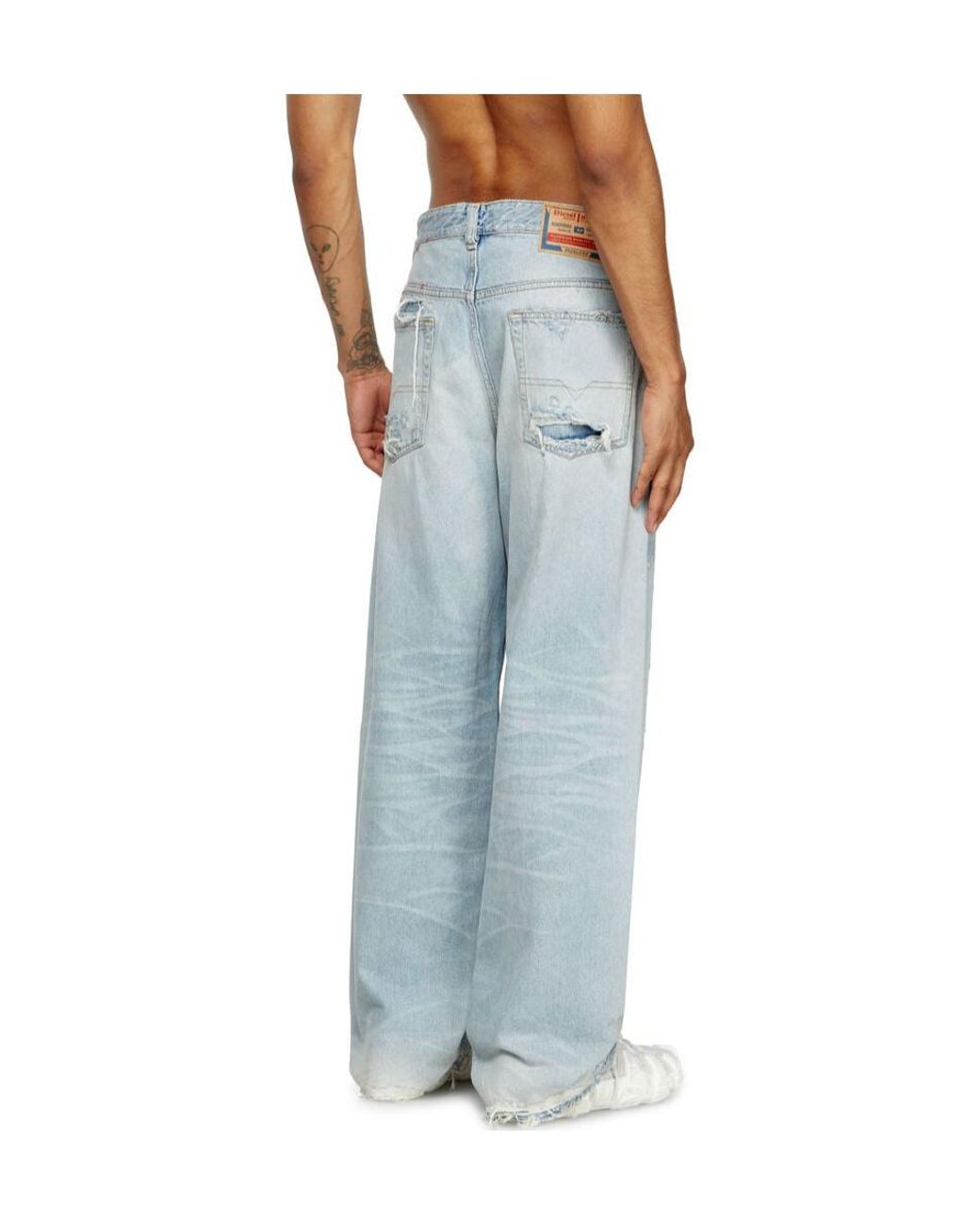 DIESEL Blue 2001 D-Macro 09M53 Relaxed Jeans for men