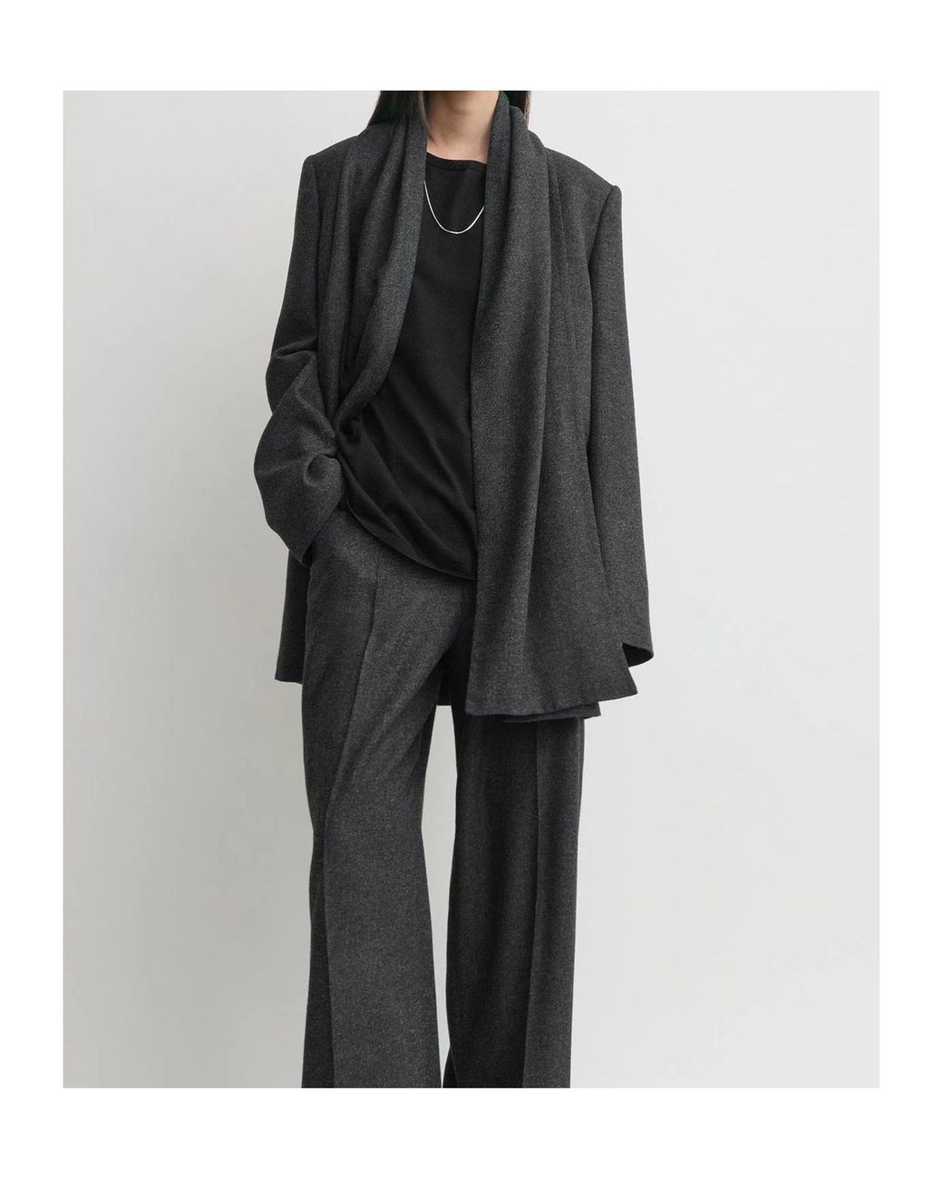 Totême Black Totême Single-Buttoned V-Neck Cape Blazer