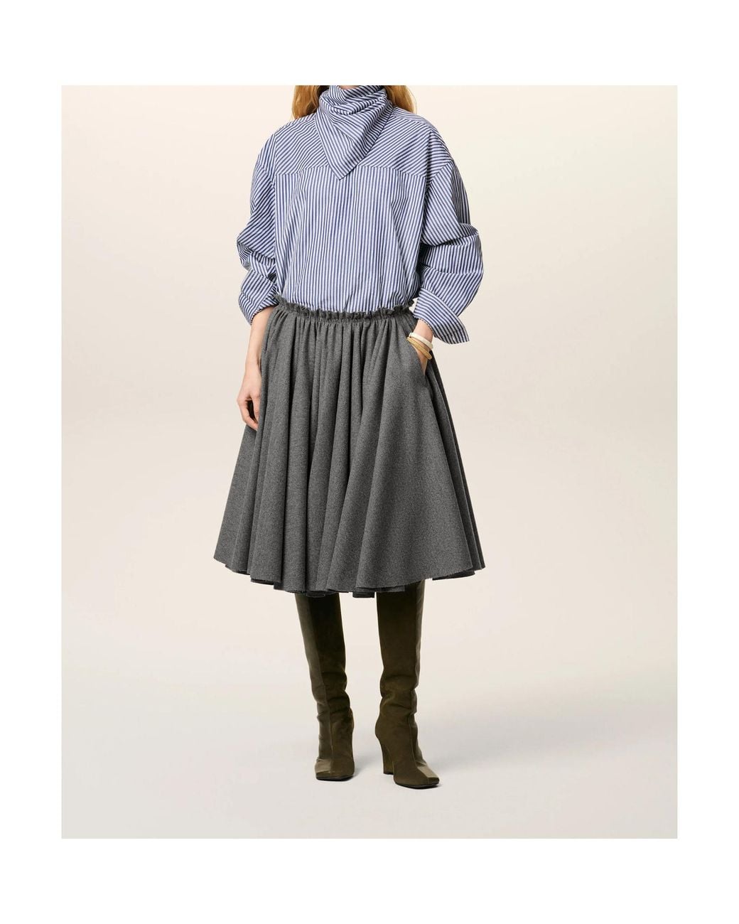 AMI Gray Elastic Waist Midi Corolla Skirt