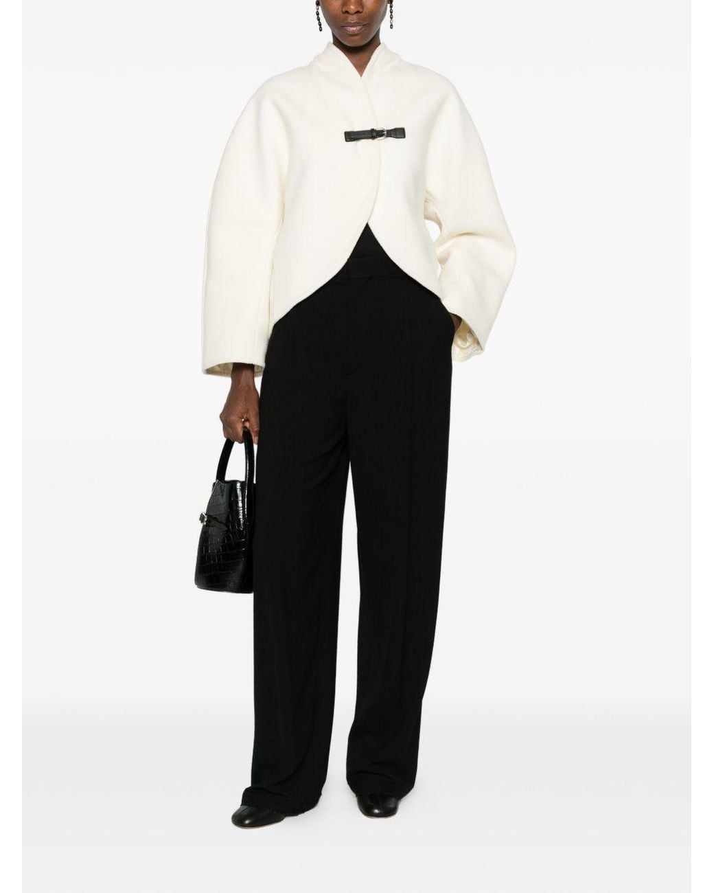 Forte_forte White Buckle-Fastening Jacket