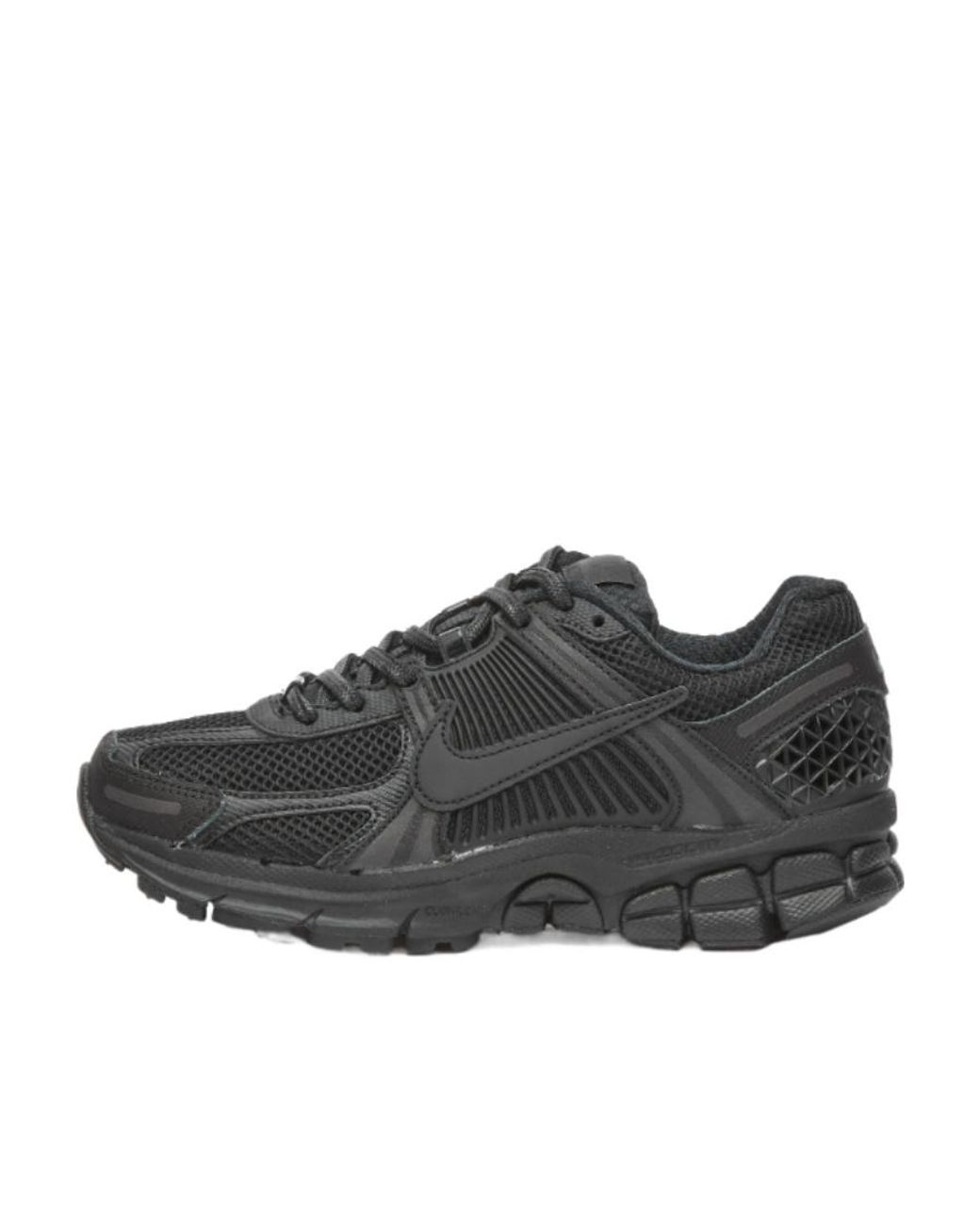 Nike Brown Zoom Vomero 5 Low-Top Sneakers