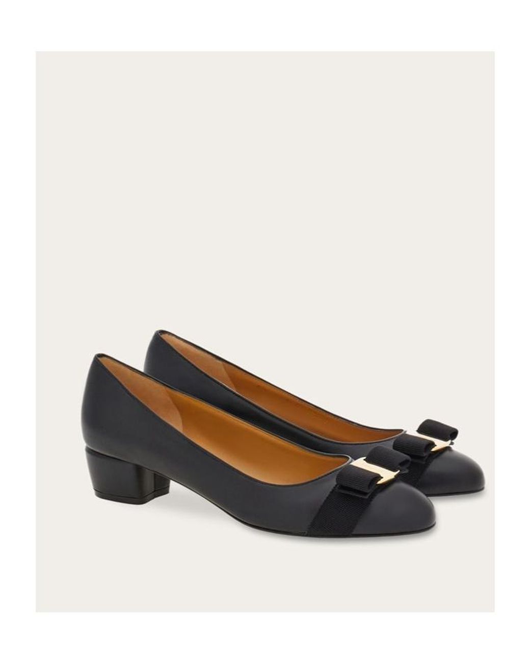 Ferragamo Brown Round Head Low-Heeled Shoes