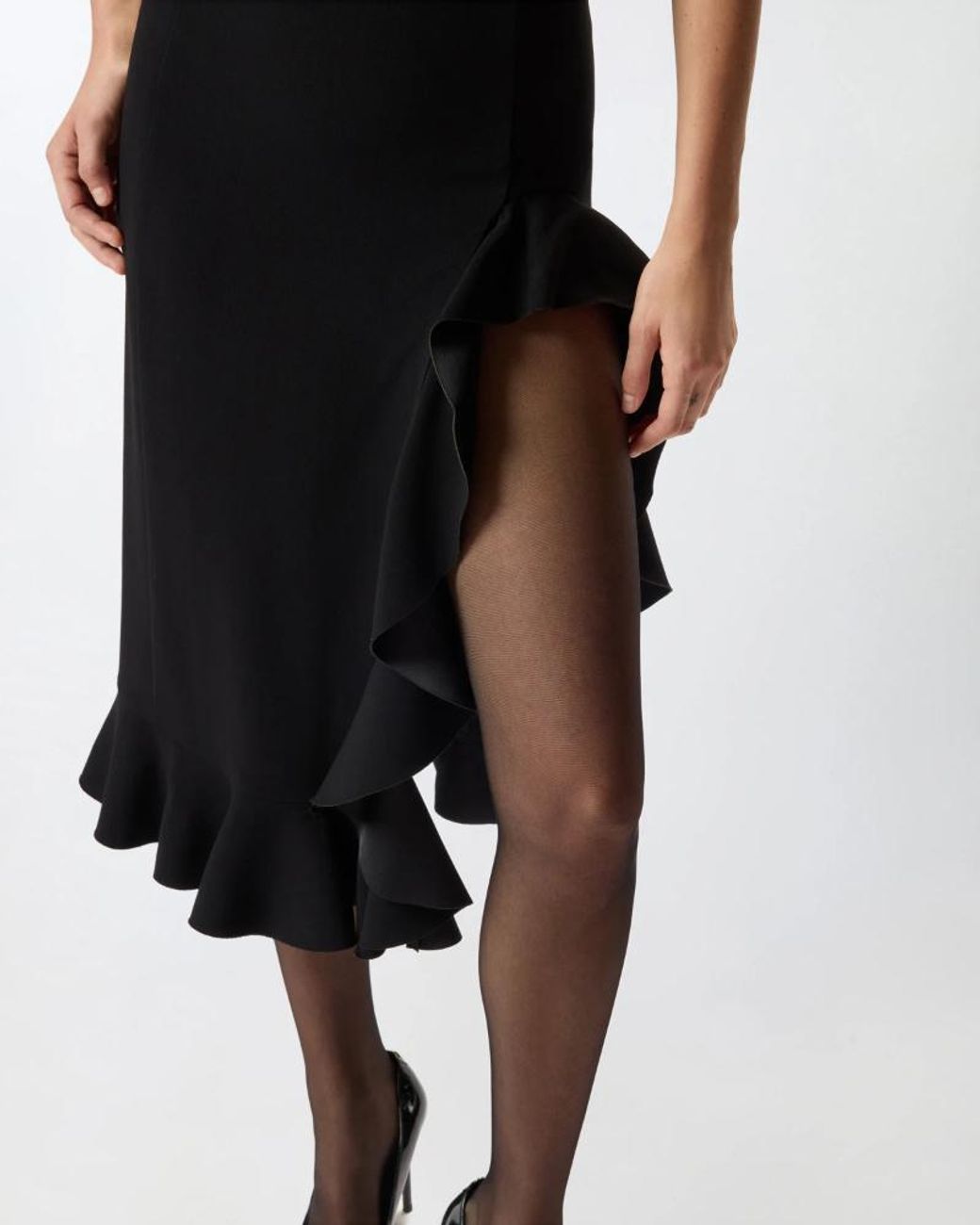 Pinko Black Fitted Dress With Flounces