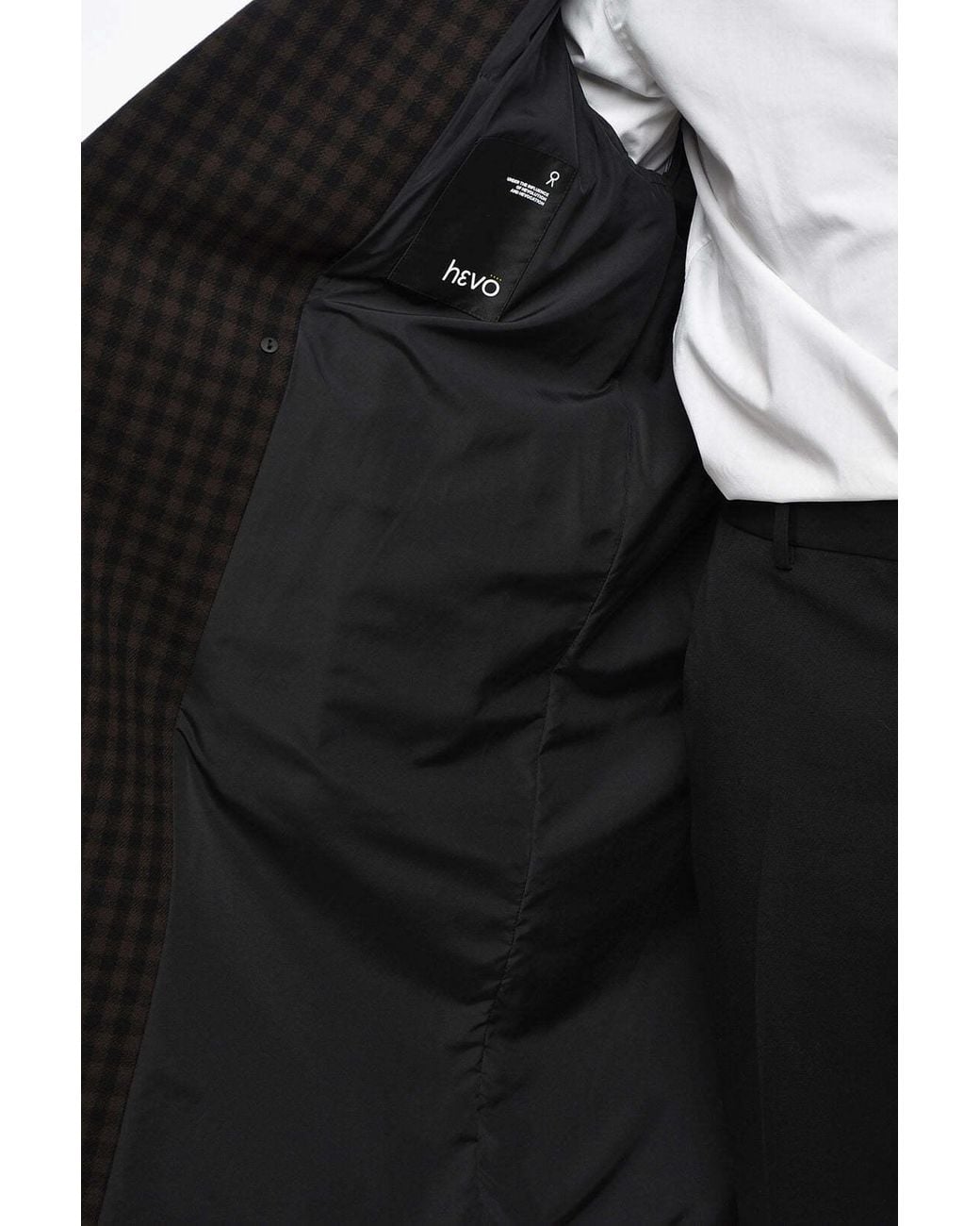 Hevò Black Brindisi Double-Breasted Coat for men
