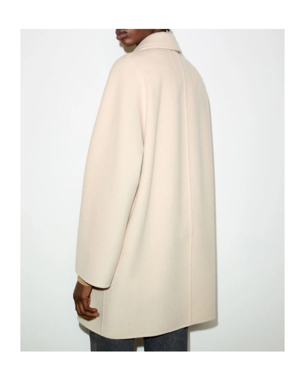 MAX&Co. White Double-Layered Wool Coat