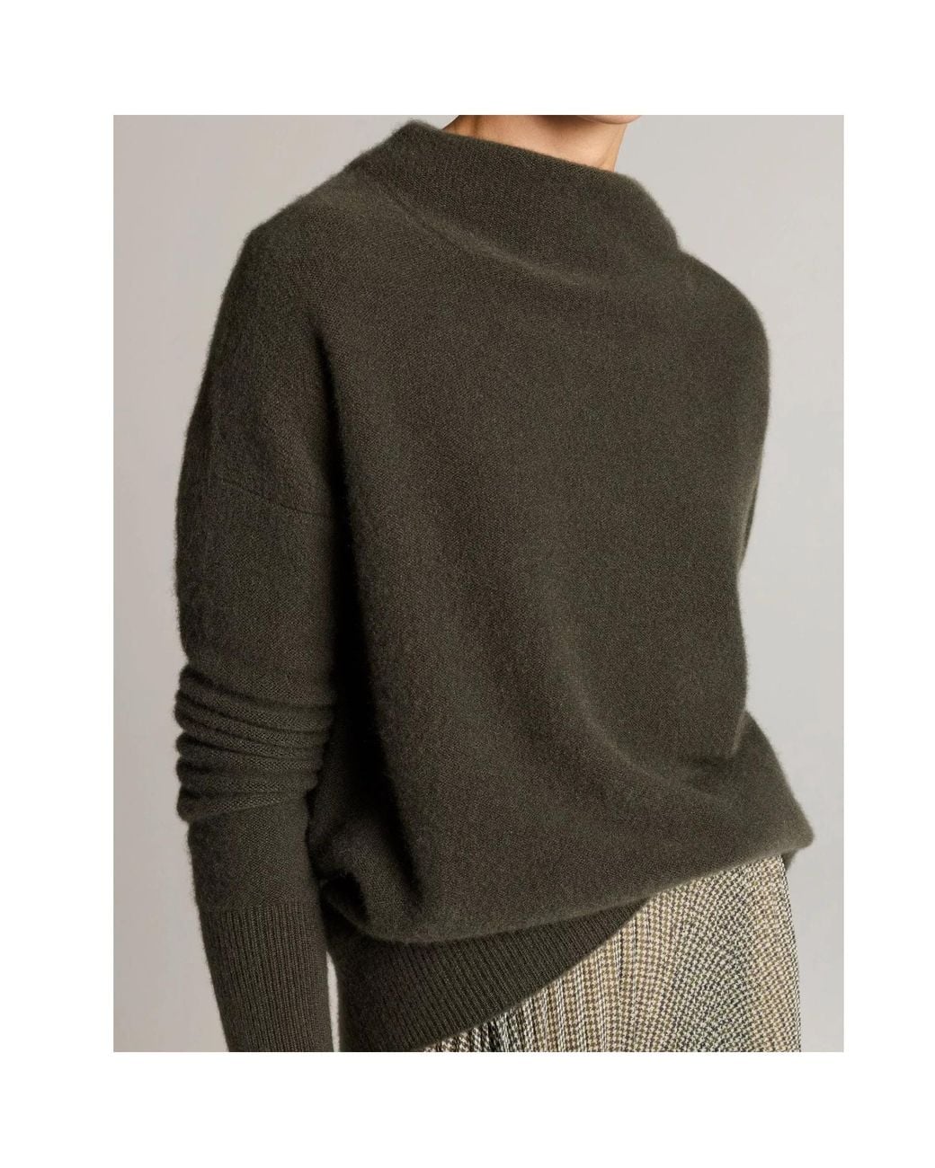 Vince Green Plush Cashmere Funnel-Neck Sweater