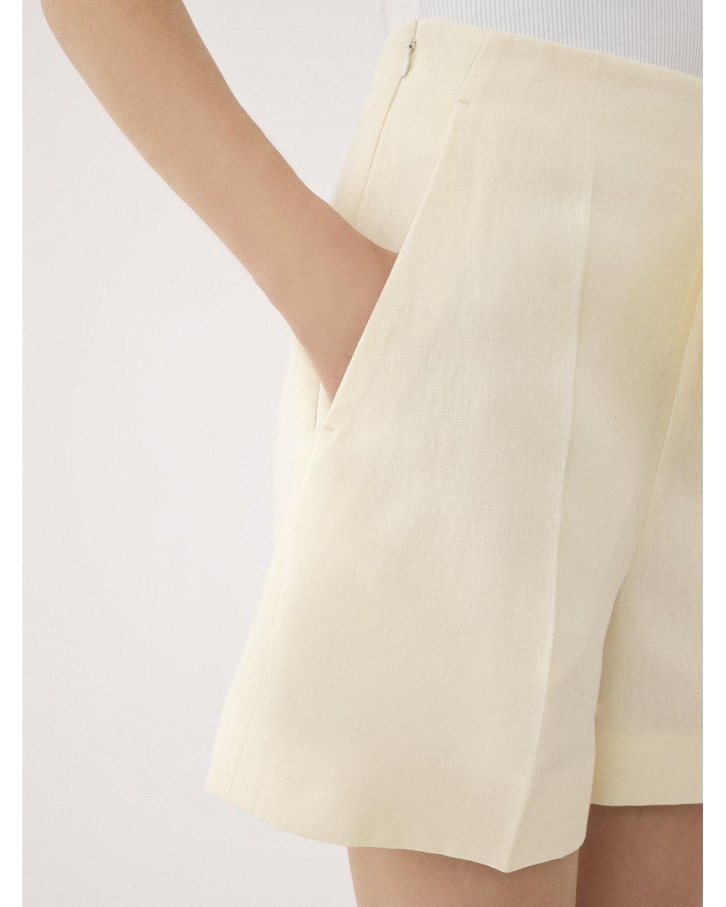 Chloé Natural Chloé Bow Detailed High-Rise Shorts