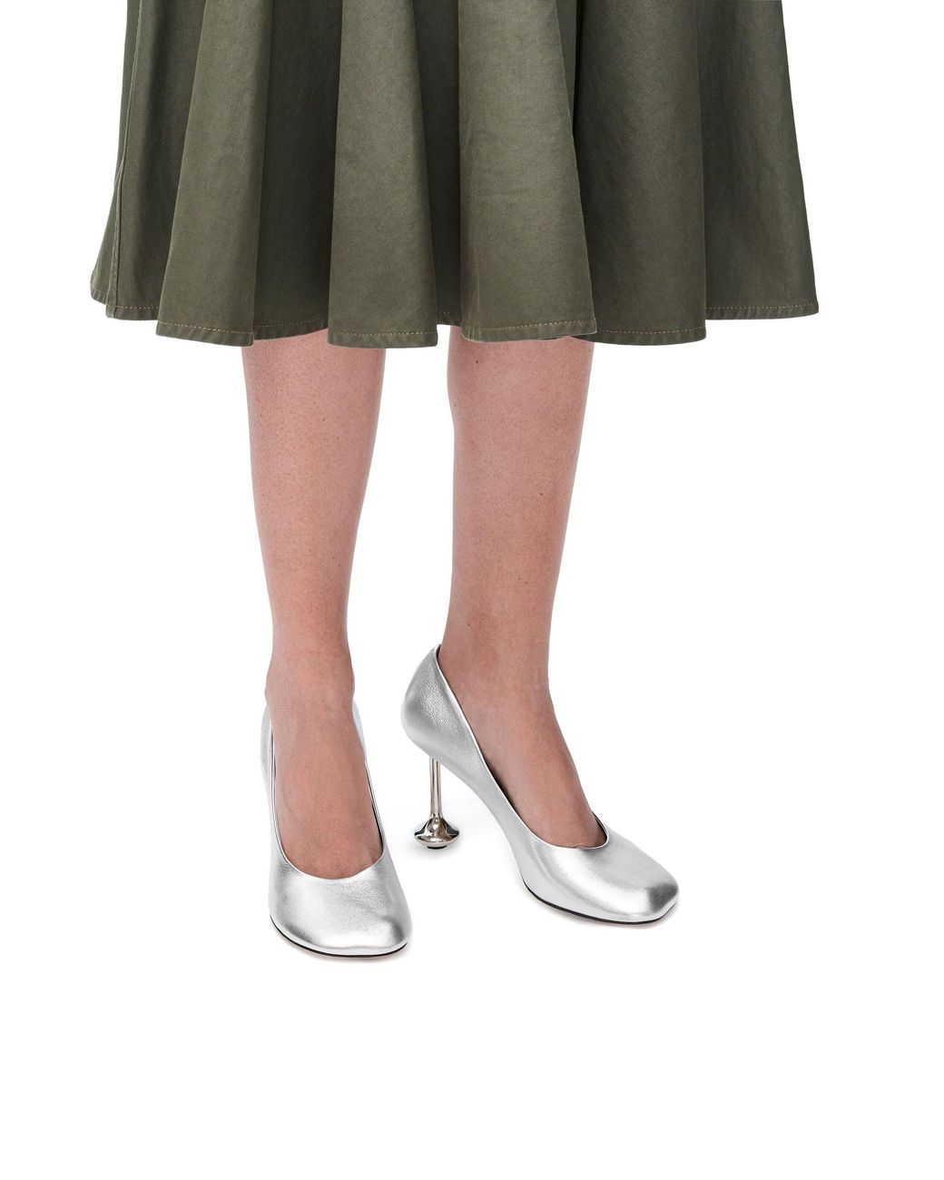 Loewe White Toy Pump