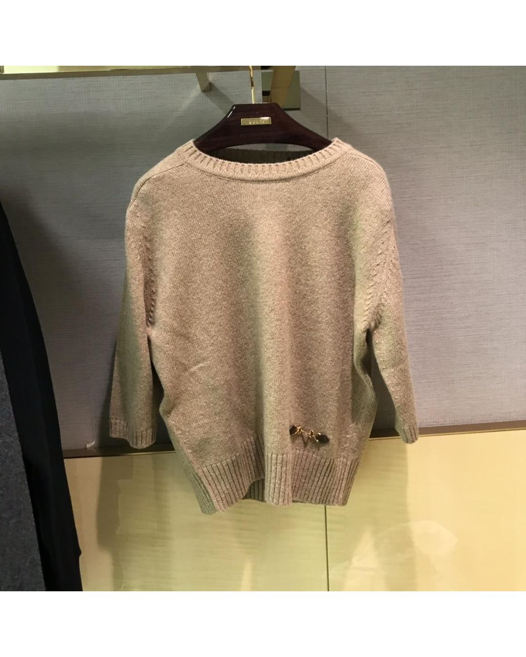 Gucci Natural Cashmere Top With Horsebit