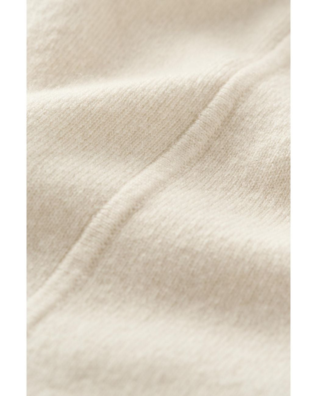 Soft Goat White Long-Sleeve Cashmere Sweater