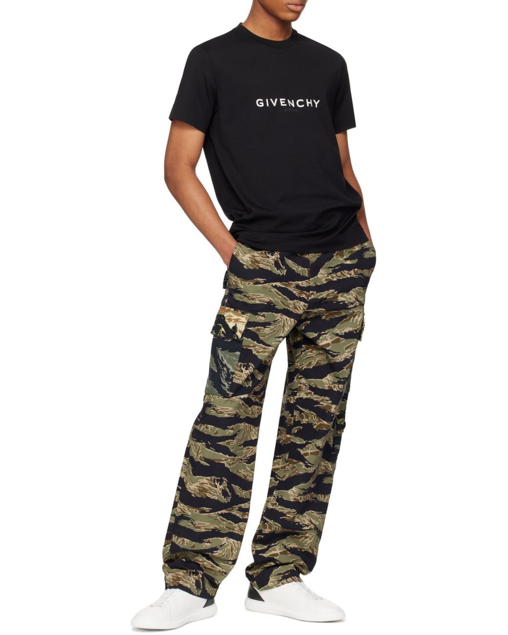 Givenchy Black Logo Printed Crewneck T-Shirt for men