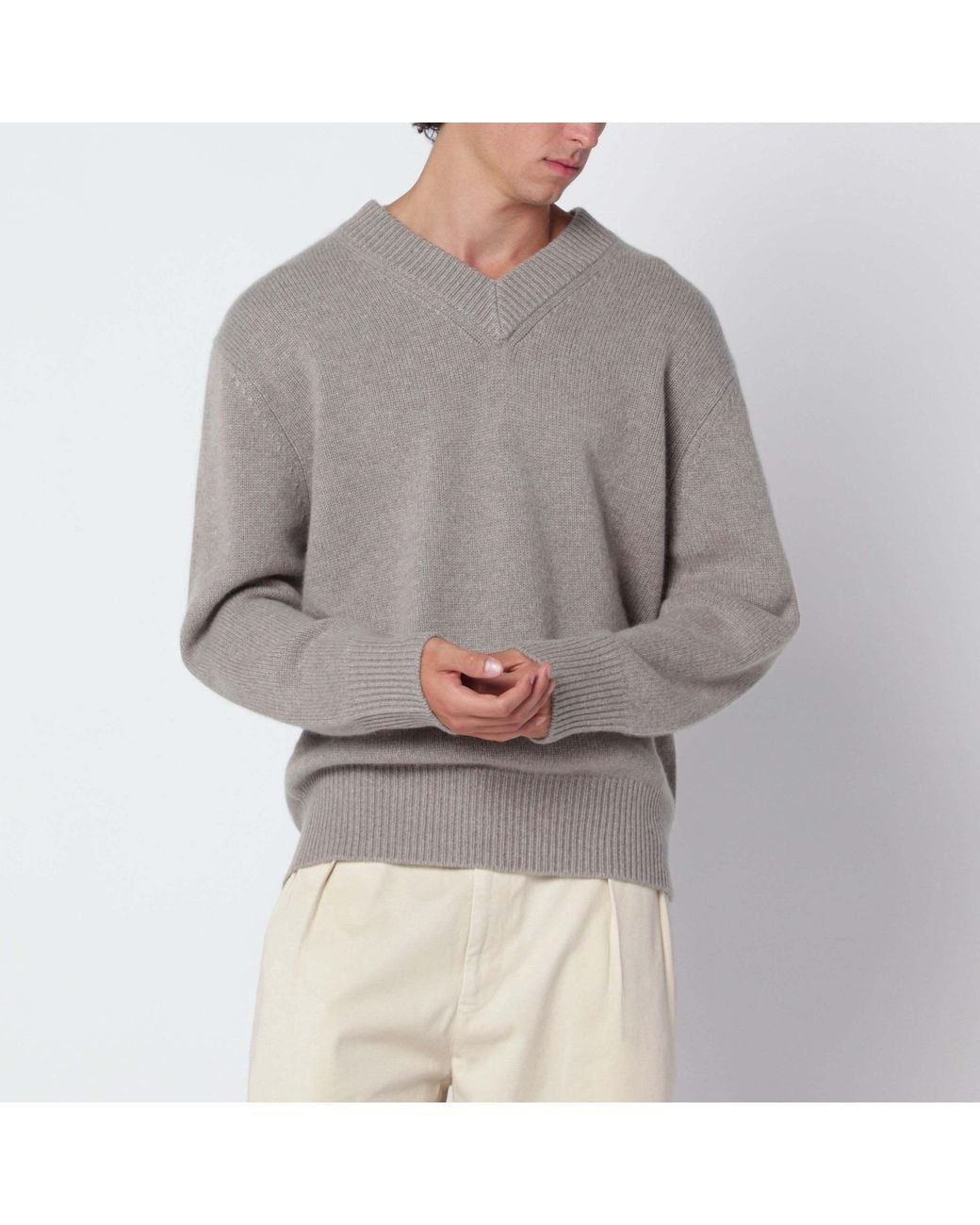 Soft Goat Gray Ribbed V-Neck Knitted Sweater for men