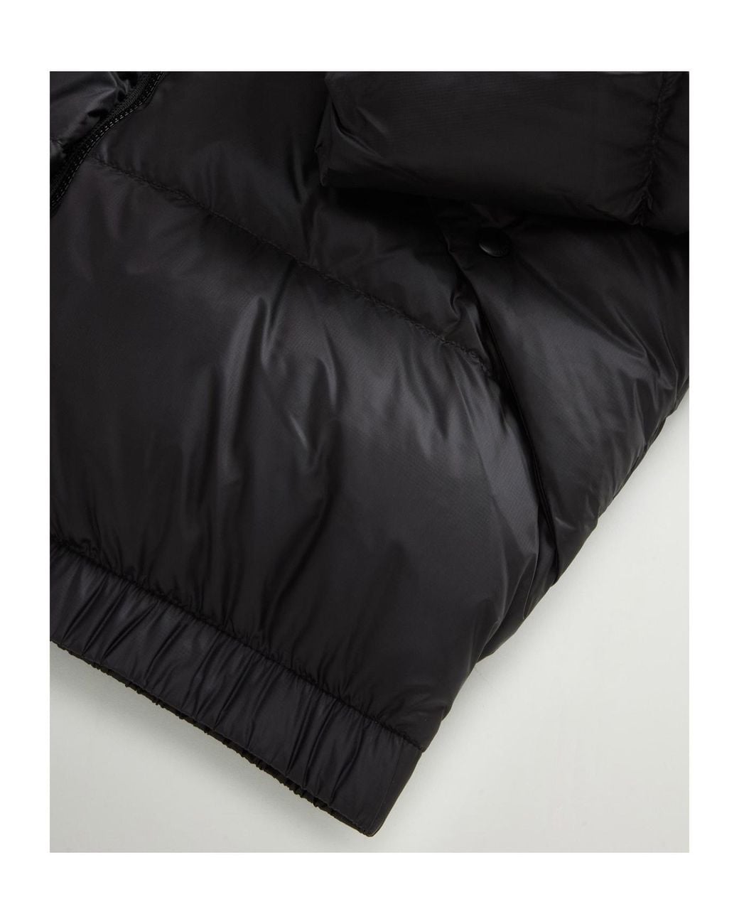 Woolrich Black Striped Quilted Hooded Jacket With Drawstring & Concealed Two-Way Zip for men