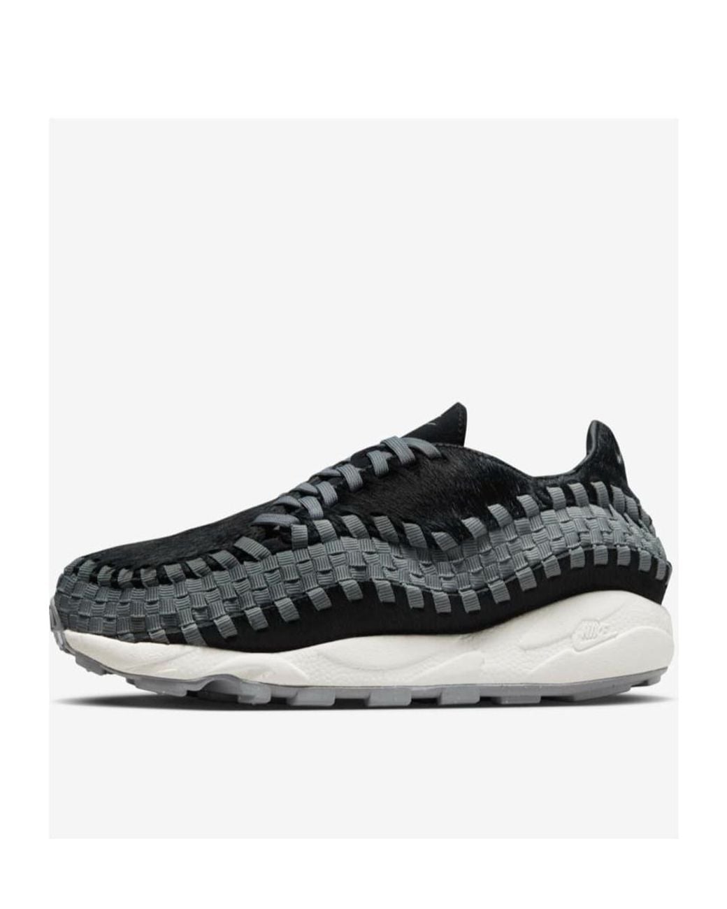 Nike Black Logo Detailed Lace-Up Sneakers