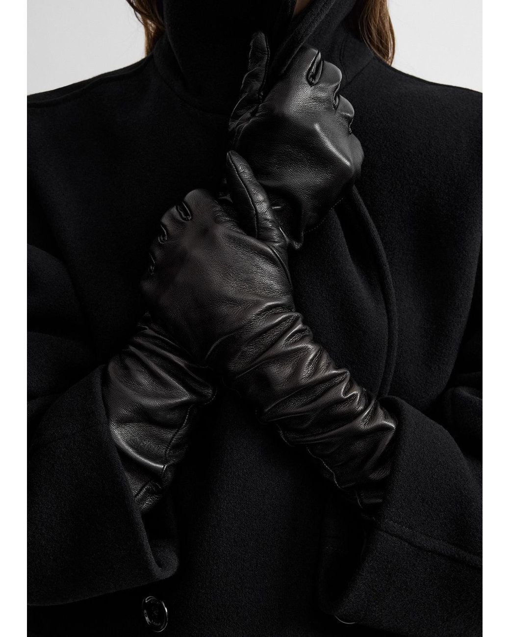 Totême Black Extra-Long Leather Gloves