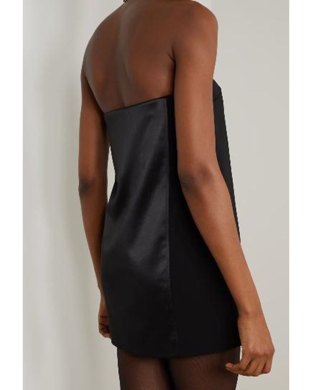 16Arlington Black Strapless Dress