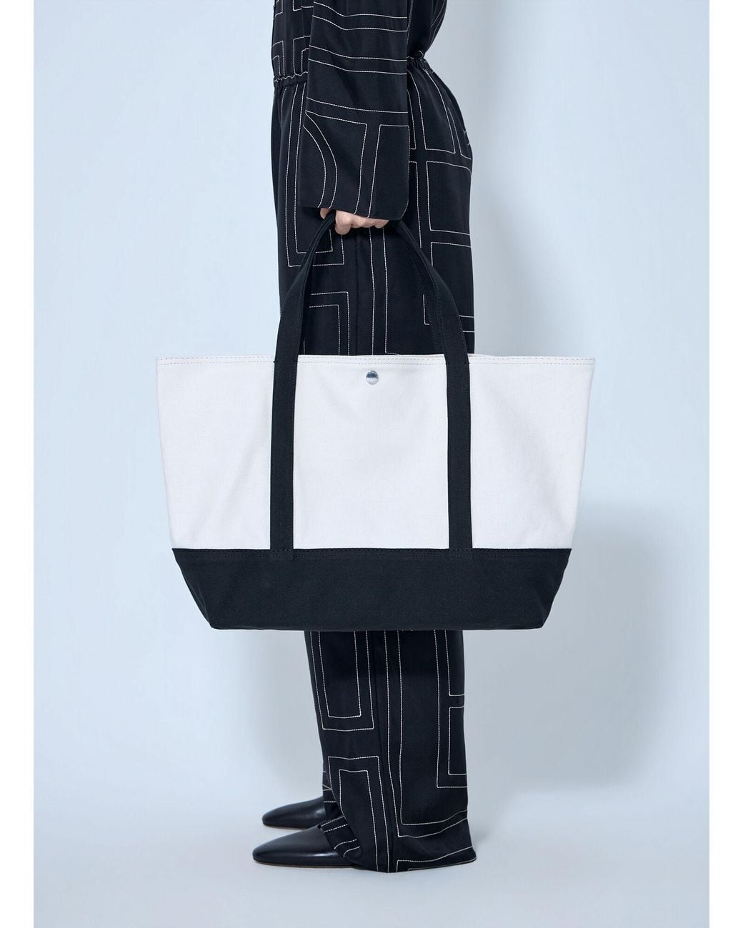 Totême Black Totême Contrast Trim Canvas Tote Bag