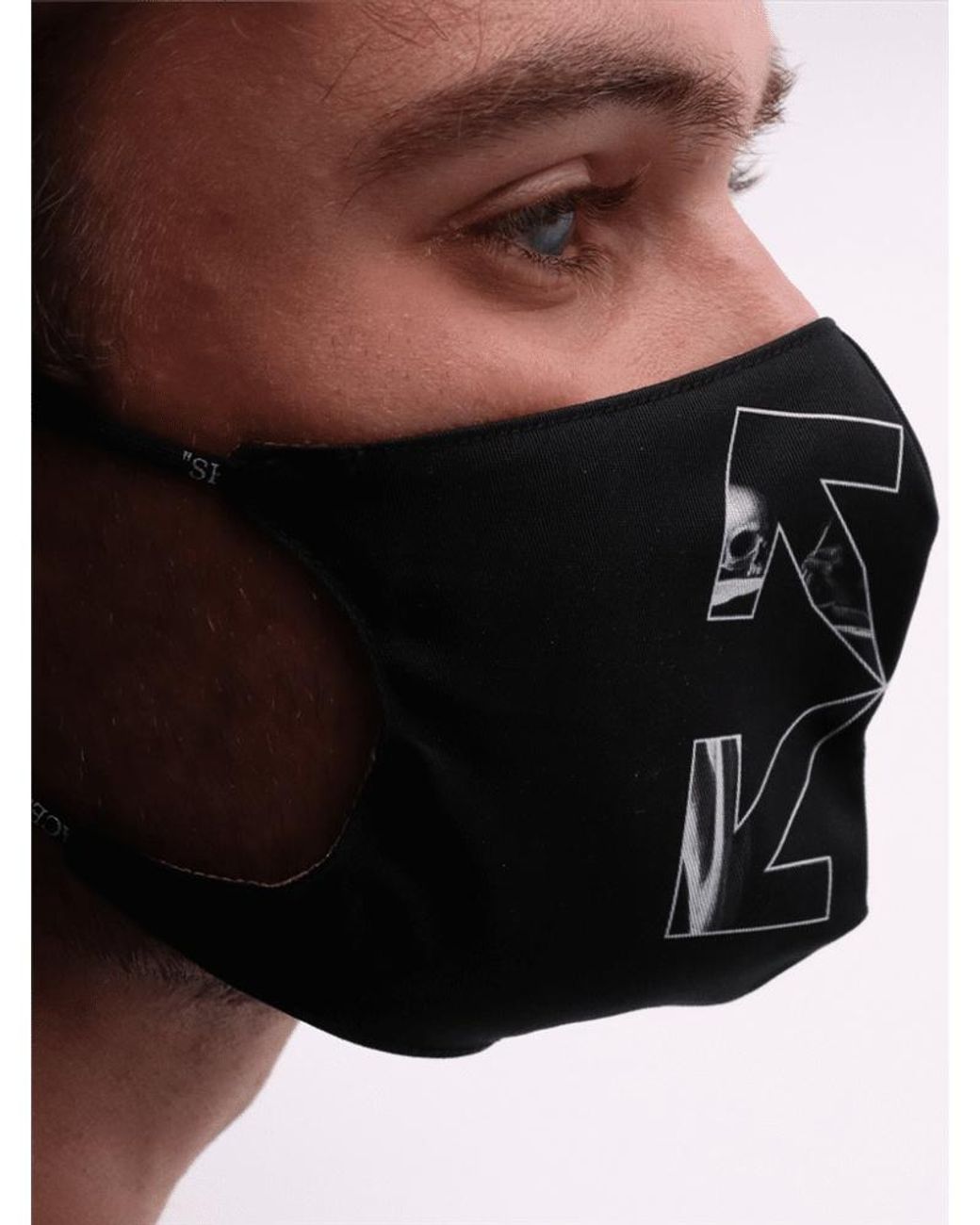 Off-White c/o Virgil Abloh White Caravaggio Arrow Printed Face Mask for men