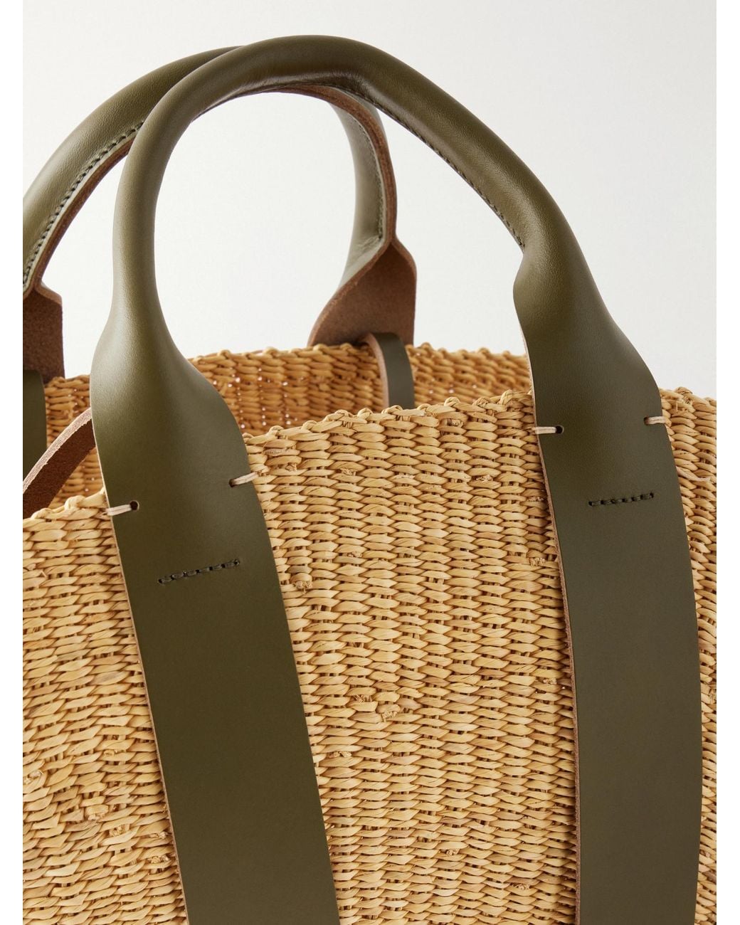 Muuñ Metallic Handwoven Straw Bag