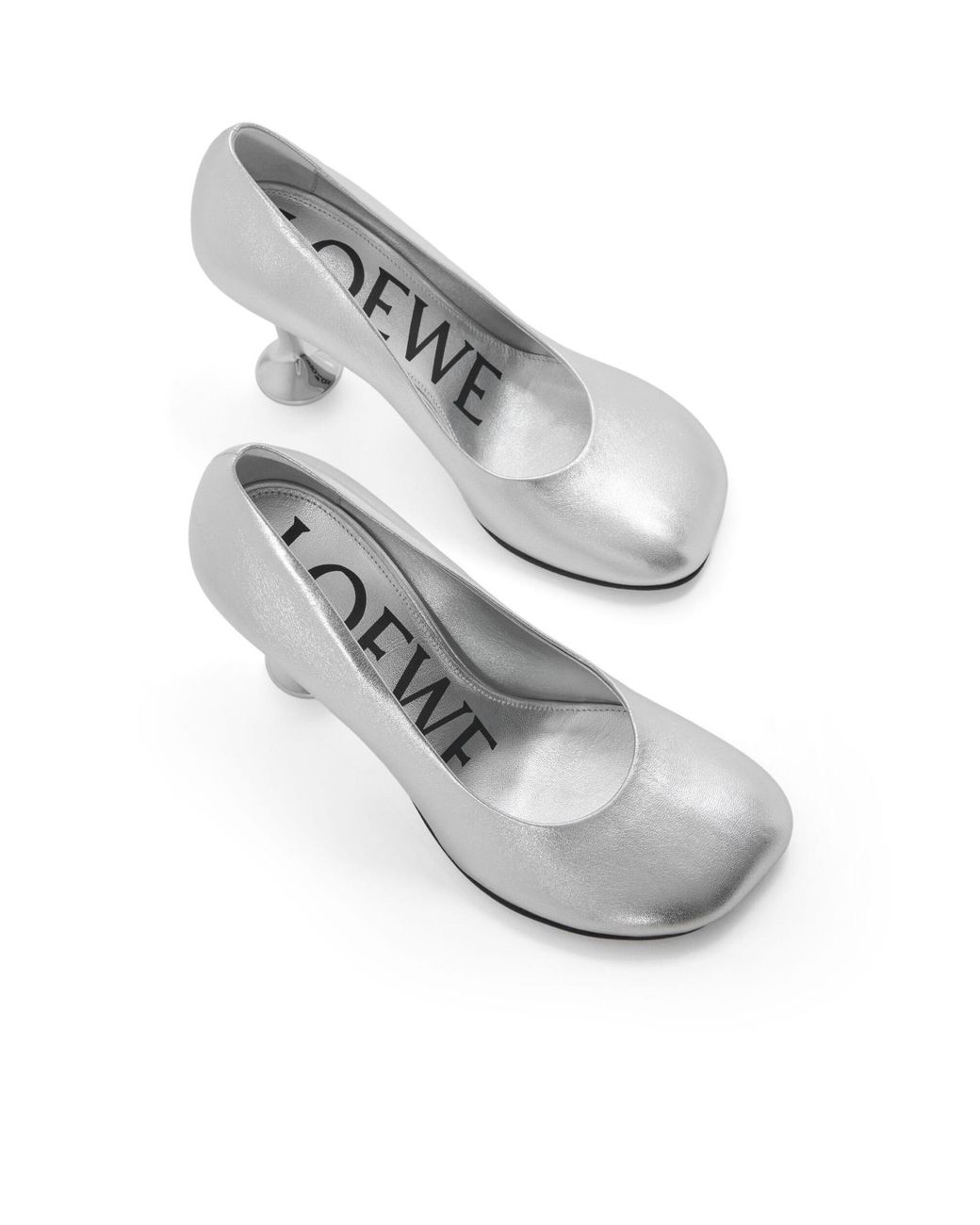 Loewe White Toy Pump