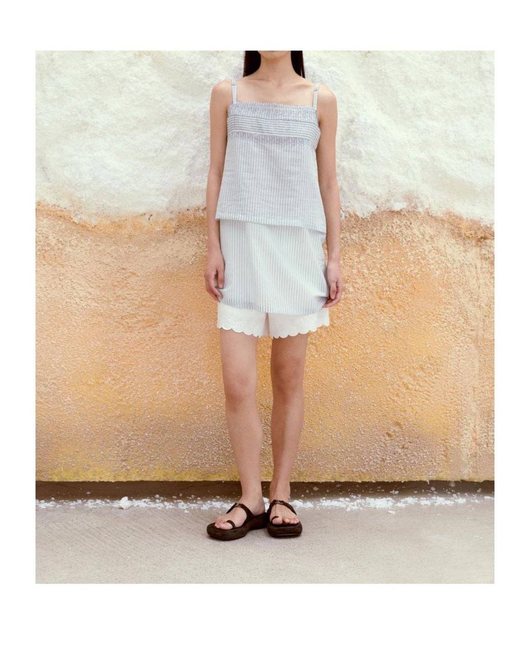Low Classic White Scalloped Shorts