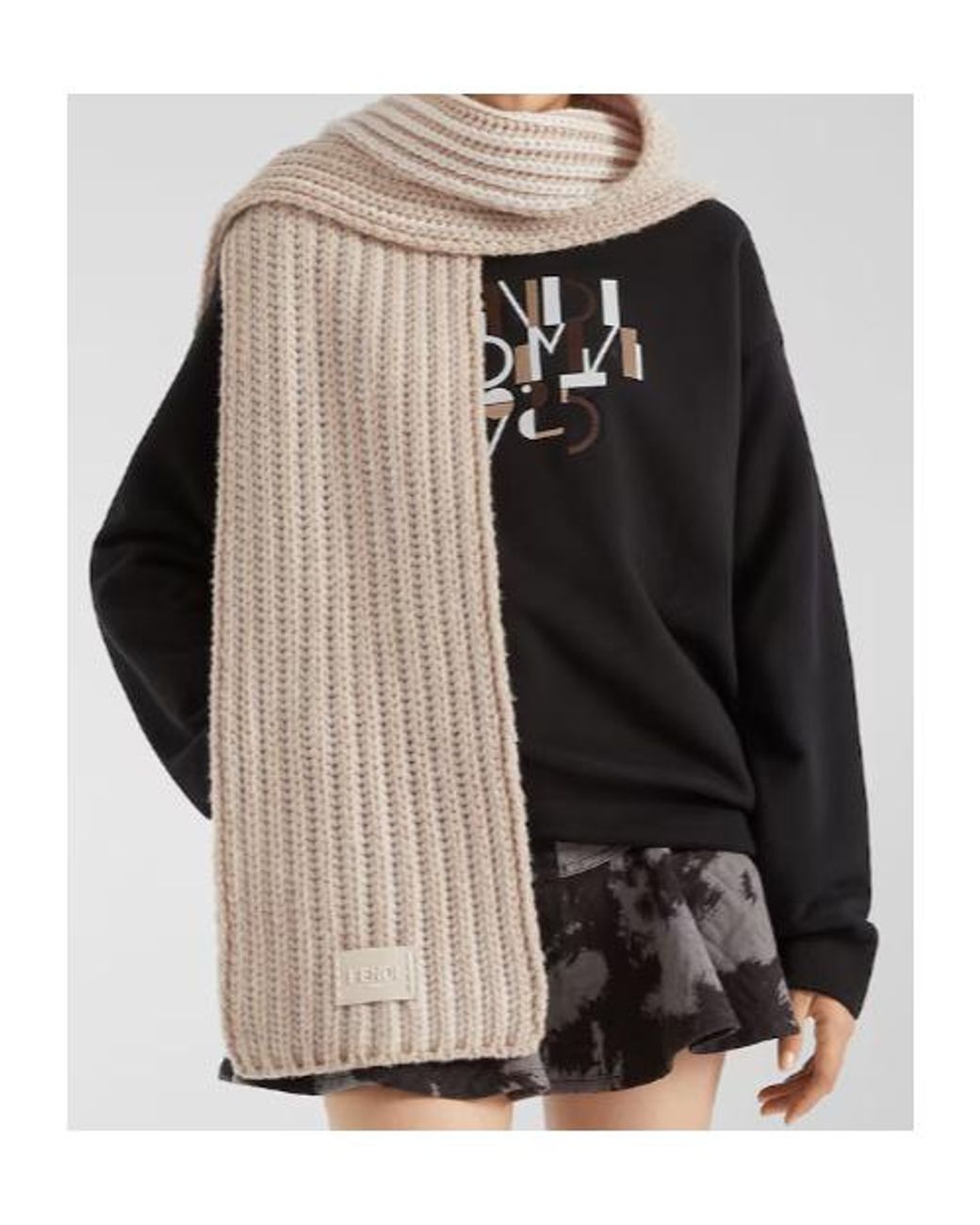 Fendi White Logo Patch 3D-Effect Herringbone Motif Scarf