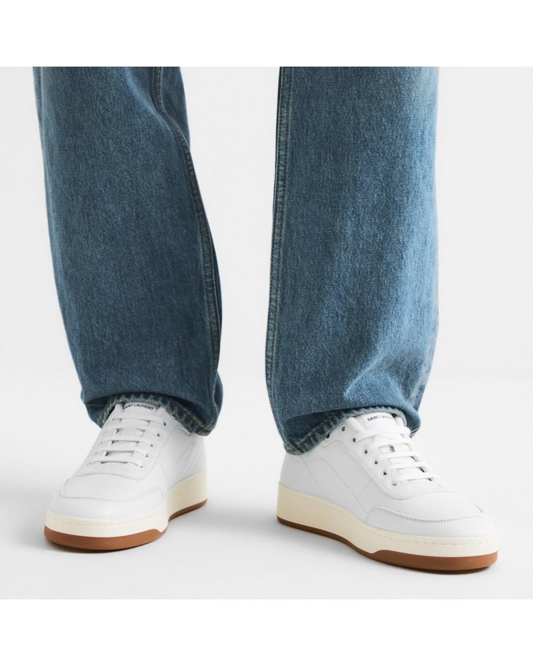 Saint Laurent White Low-Top Sports Shoes for men