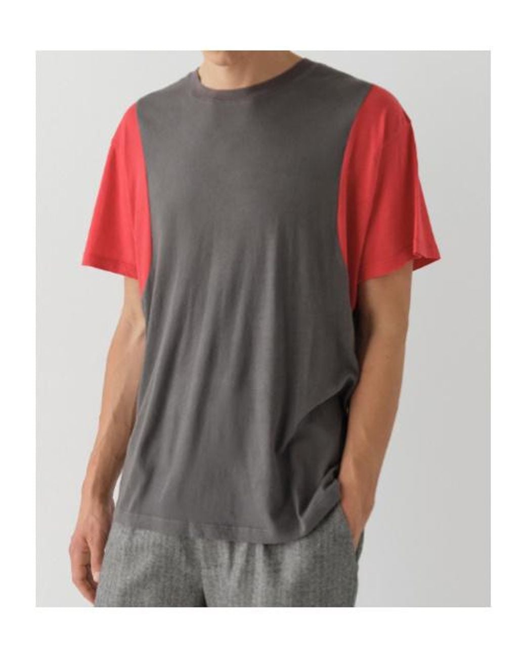 GIMAGUAS Red Steeve Crewneck T-Shirt