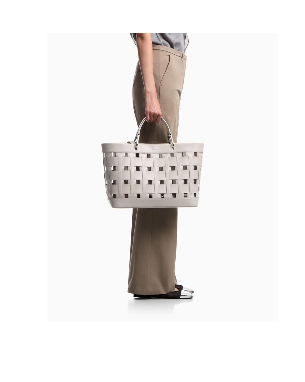 Emporio Armani White Tote Bag With Woven Design Double Handles And Pouch