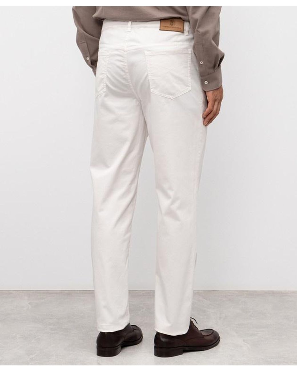 Brunello Cucinelli White Multi-Pocket Casual Pants for men