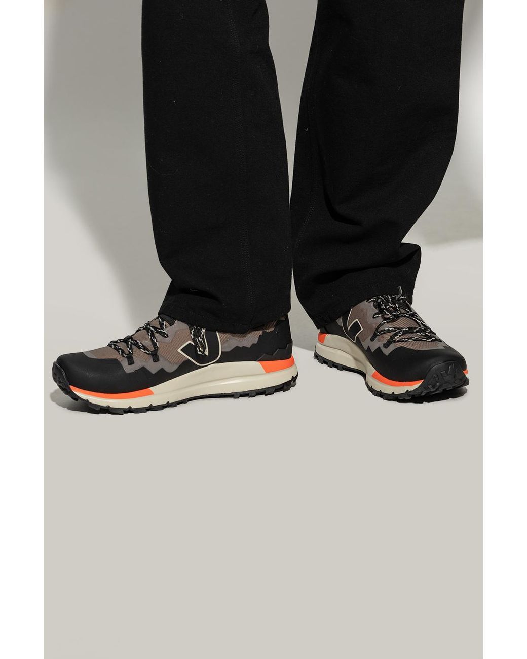 Veja Black Logo Sports Shoes for men