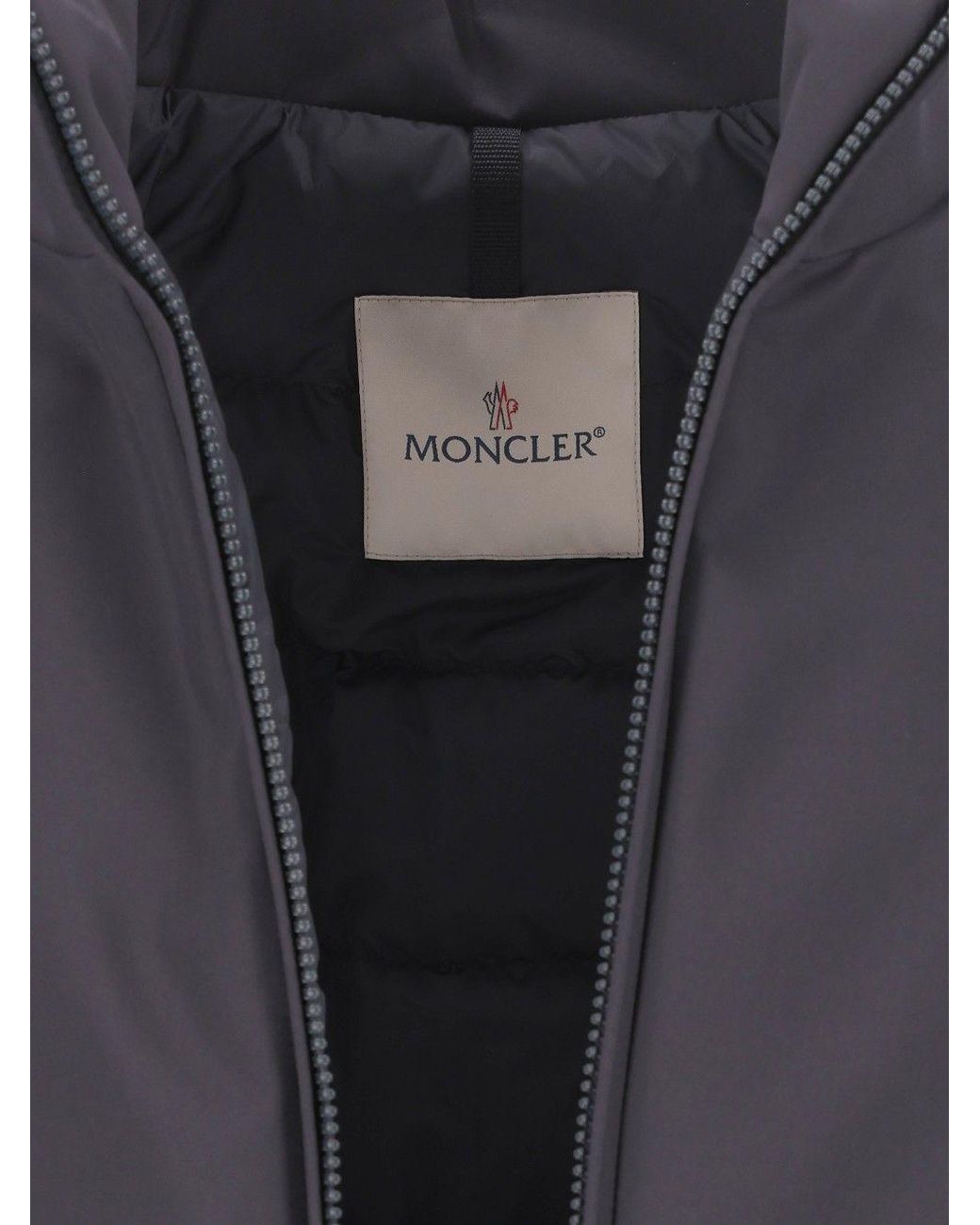 Moncler Gray Luserna Short Down Jacket for men