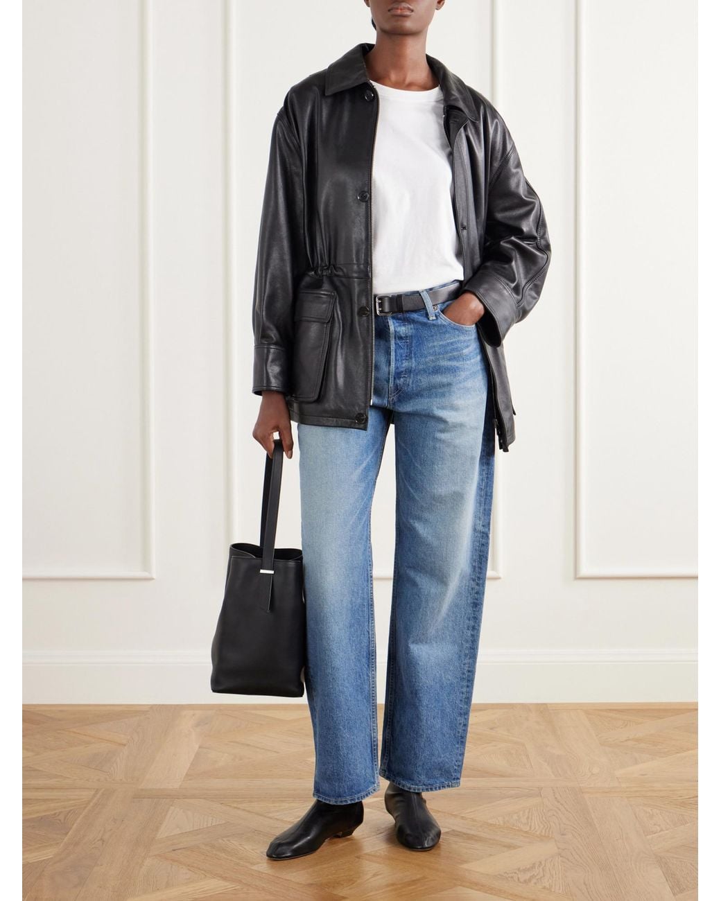 Metier Black Leather Shoulder Bag