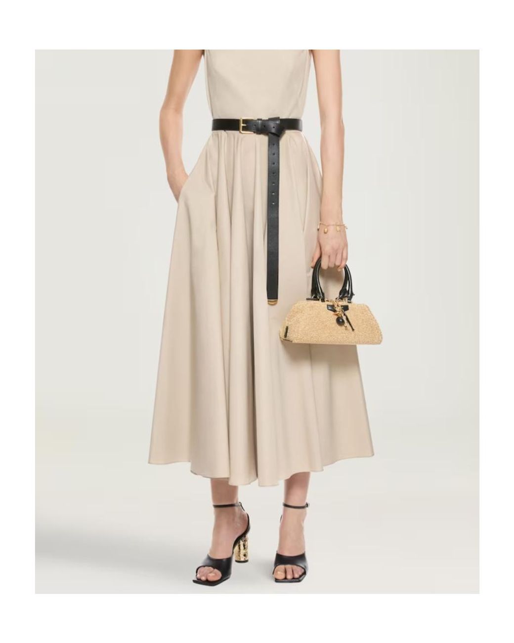 Givenchy Natural ジバンシィ アンティゴナ イーストウエスト スポンジエフェクト ミニバッグ