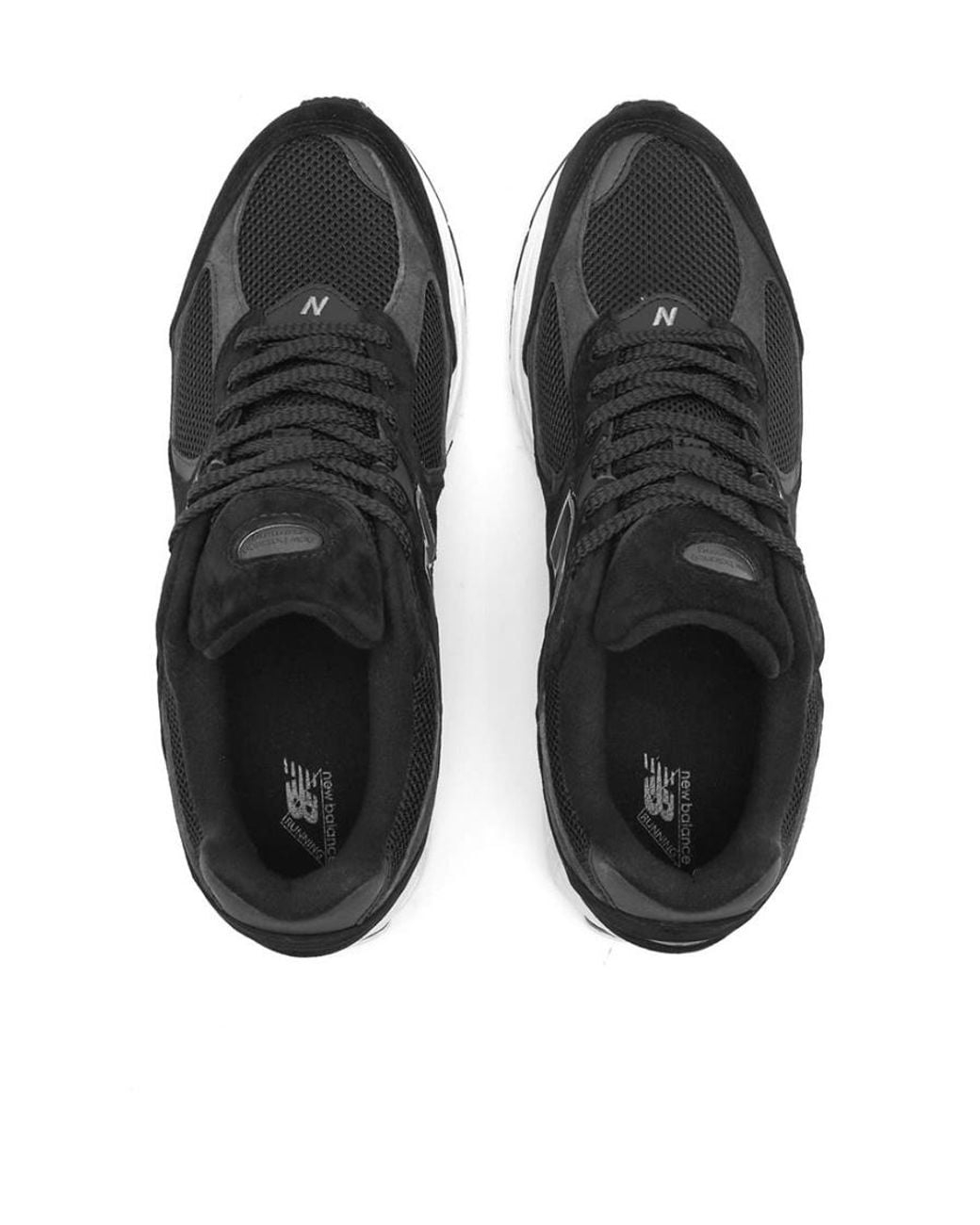 New Balance Black 2002R Lace-Up Sneakers for men