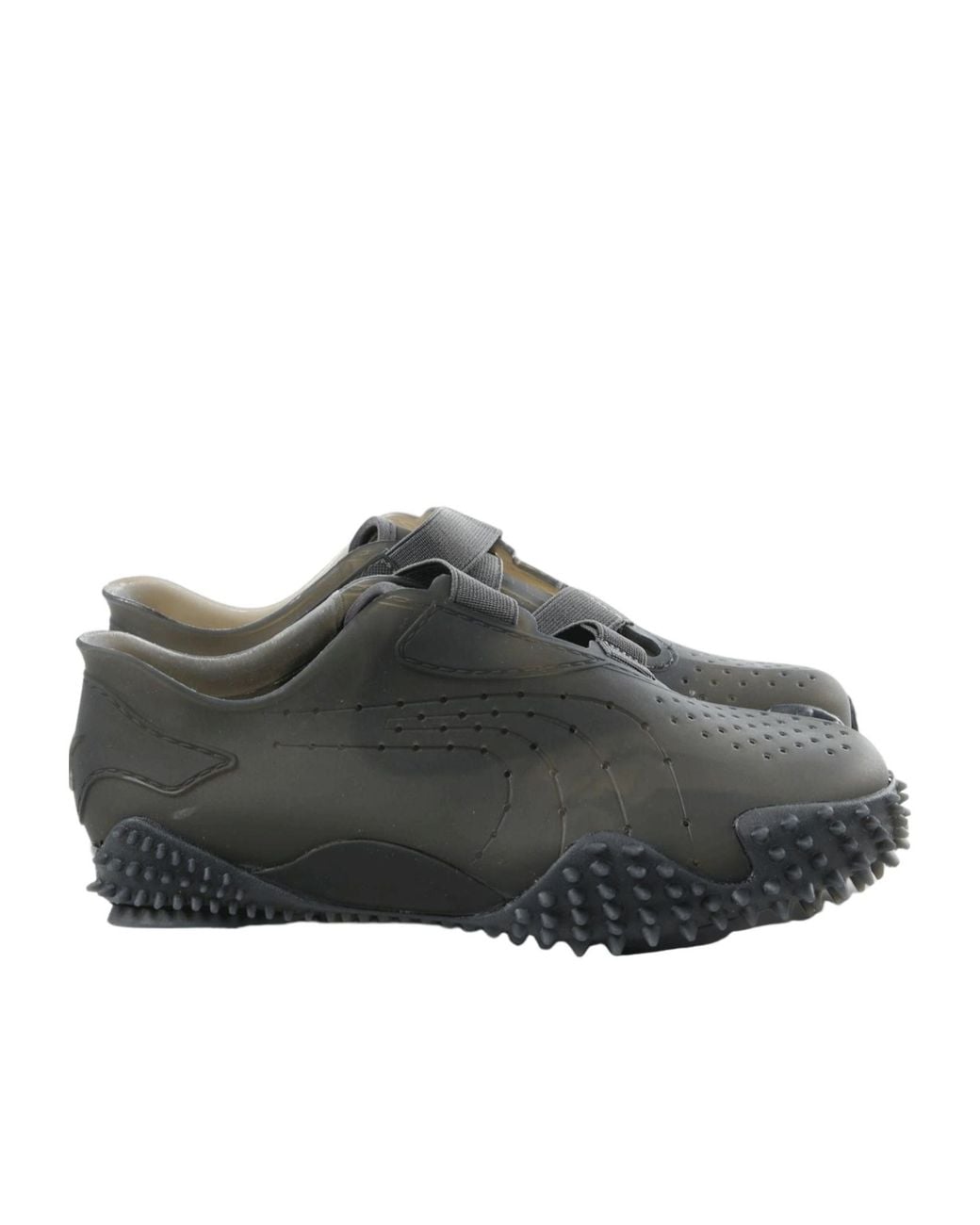 PUMA Gray Round-Toe Sneakers
