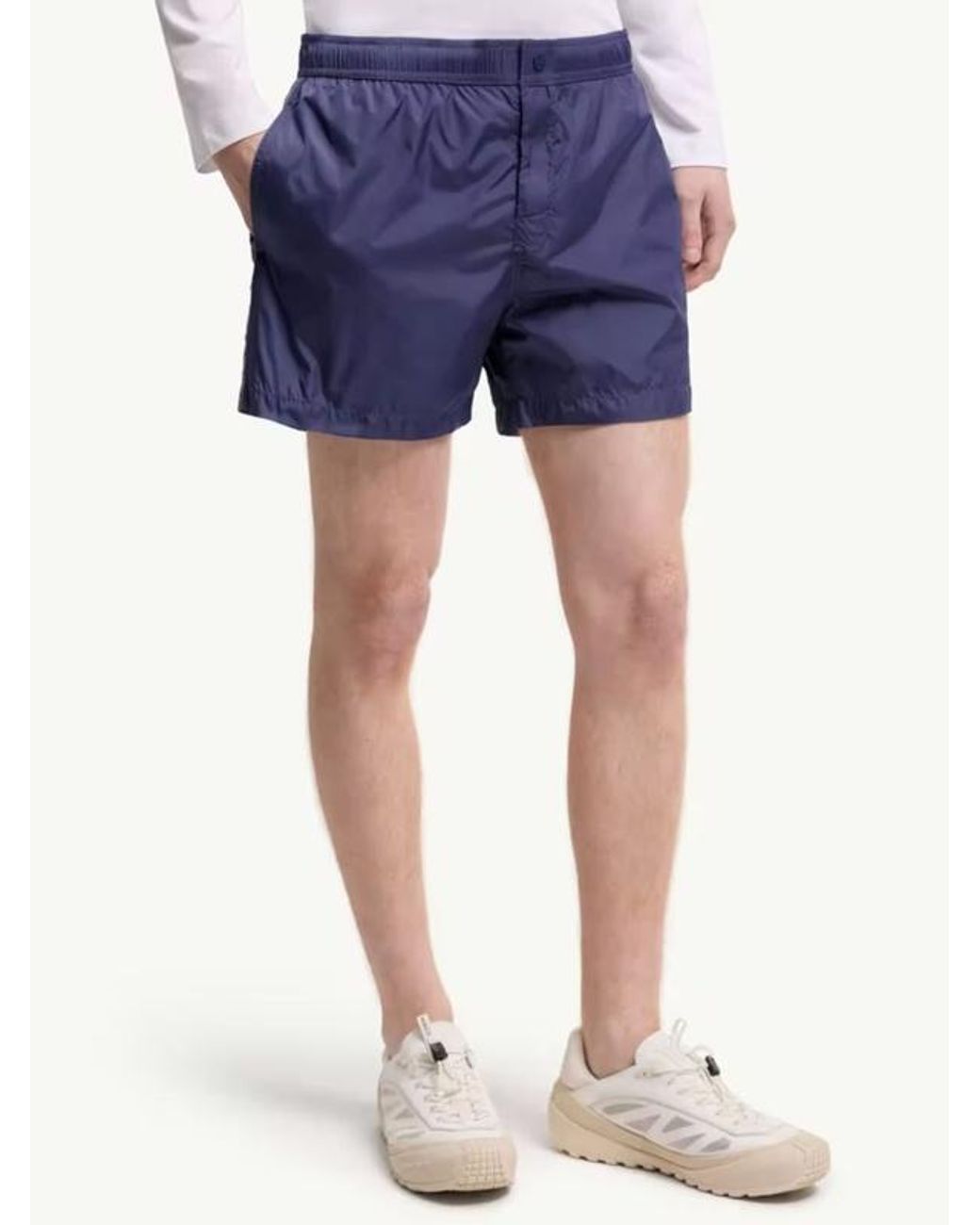 Moncler Blue ロゴパッチ スイムショーツ for men