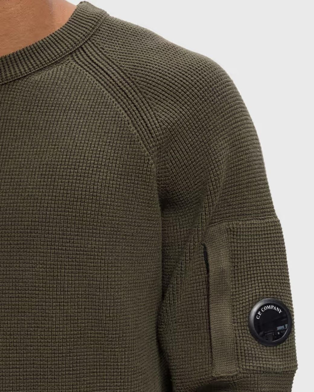 C P Company Green Lens-Detail Raglan-Sleeve Sweater for men