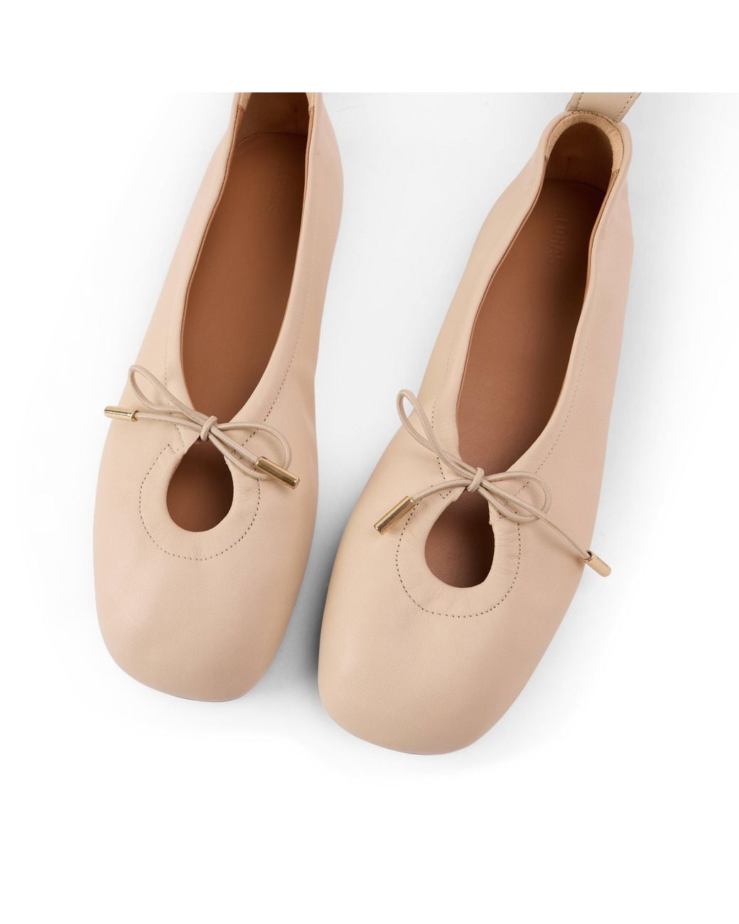 Alohas Natural Ballet Pumps