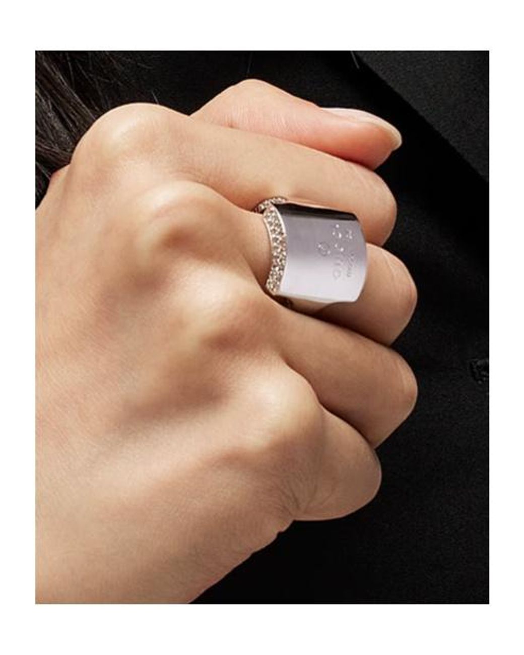 Gucci Metallic Trademark Crystal Ring for men